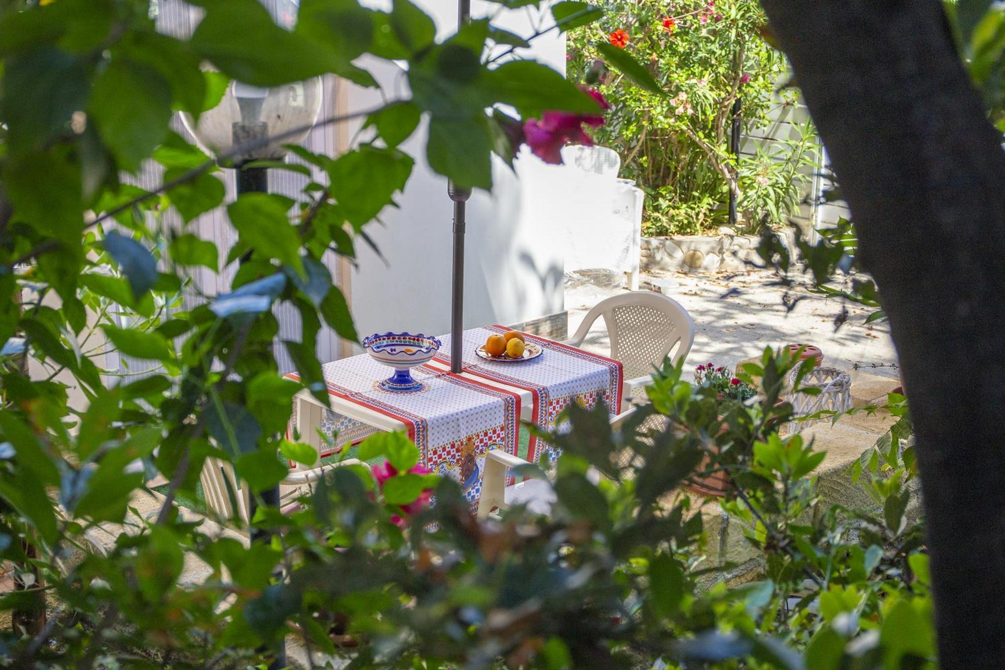 La Plaja Holiday Cefalu Exterior photo